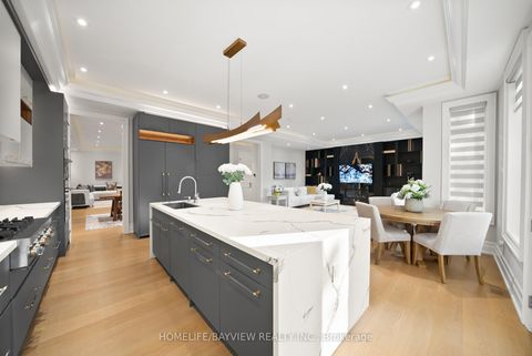 Photo 15 at 35 HARDING Boulevard, Harding, Richmond Hill