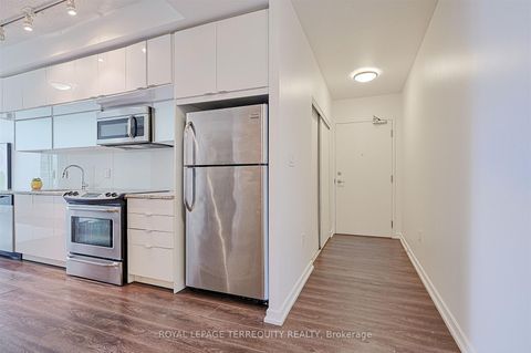 Photo 4 at 201 - 62 Forest Manor Road, Henry Farm, Toronto