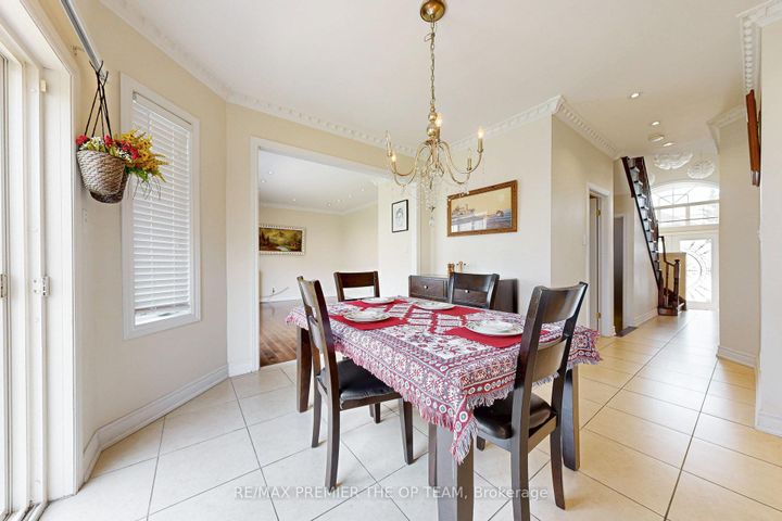 Photo 20 at 59 Rossi Drive, Vellore Village, Vaughan