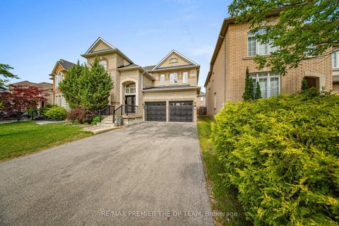 Photo 1 at 59 Rossi Drive, Vellore Village, Vaughan