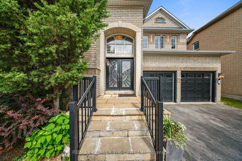 Photo 4 at 59 Rossi Drive, Vellore Village, Vaughan