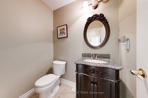 Photo 24 at 59 Rossi Drive, Vellore Village, Vaughan