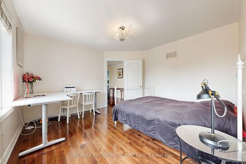 Photo 31 at 59 Rossi Drive, Vellore Village, Vaughan