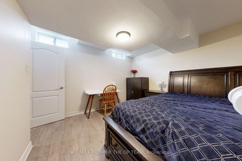 Photo 46 at 59 Rossi Drive, Vellore Village, Vaughan