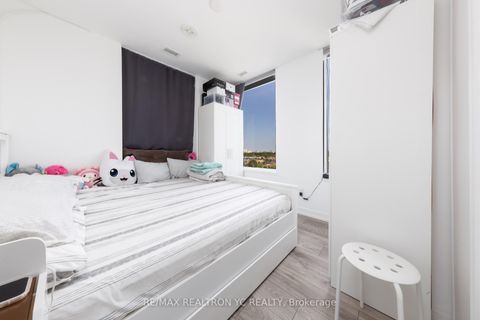 Photo 9 at 803 - 3100 Keele Street, CFB, Toronto