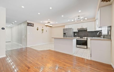 Photo 7 at 16 Mare Crescent, Clairville, Toronto