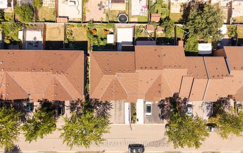 Photo 49 at 16 Mare Crescent, Clairville, Toronto