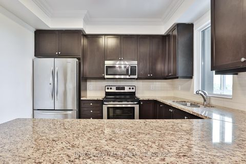 Photo 10 at 605 - 9255 Jane Street, Maple, Vaughan