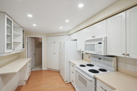 Photo 6 at 501 - 10 Tichester Road, Forest Hill South, Toronto
