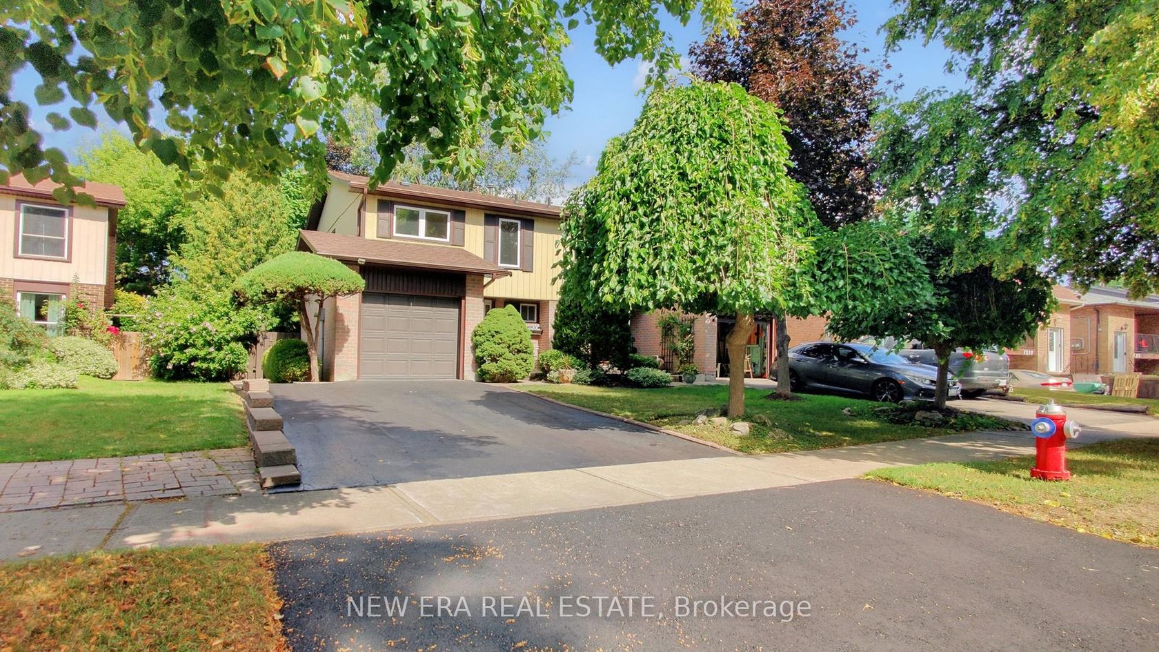 7227 Joliette Crescent, Meadowvale, Mississauga by Loree Meneguzzi Real Estate 7227 Joliette Crescent, Meadowvale, Mississauga