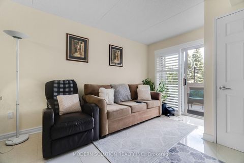 Photo 5 at 102 - 250 Pine Grove Drive, Islington Woods, Vaughan