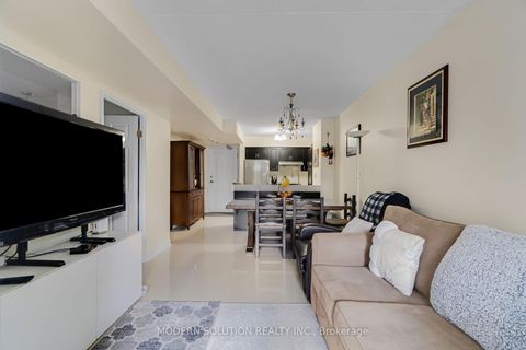 Photo 6 at 102 - 250 Pine Grove Drive, Islington Woods, Vaughan