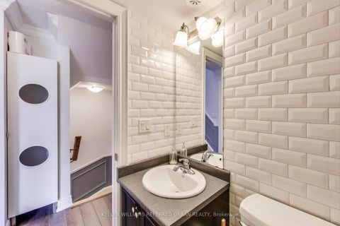 Photo 18 at 231 - 380 Hopewell Avenue, Belgravia, Toronto