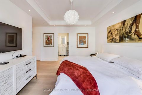 Photo 16 at 804 - 1 Balmoral Avenue, St. Clair, Toronto