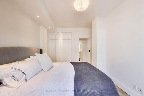 Photo 22 at 804 - 1 Balmoral Avenue, St. Clair, Toronto