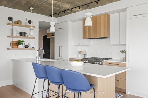 Photo 5 at 912 - 1 Shaw Street, Niagara, Toronto