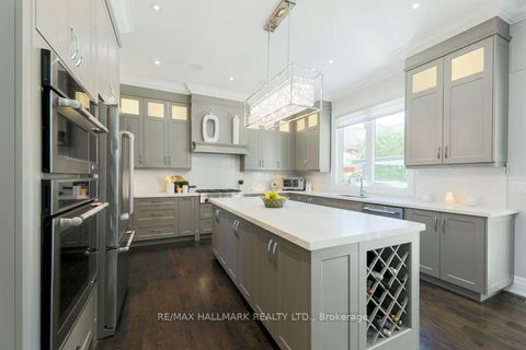 Photo 7 at 44 Scarboro Crescent, Cliffcrest, Toronto