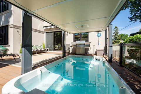 Photo 40 at 44 Scarboro Crescent, Cliffcrest, Toronto