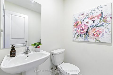 Photo 24 at 36 Elsinore Street, Kleinburg, Vaughan