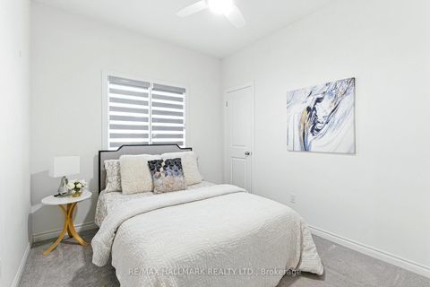 Photo 33 at 36 Elsinore Street, Kleinburg, Vaughan