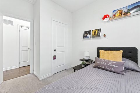 Photo 35 at 36 Elsinore Street, Kleinburg, Vaughan