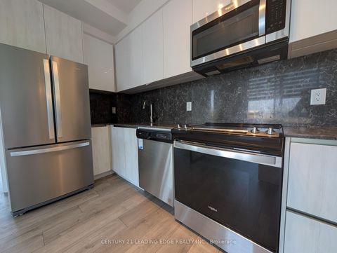 Photo 16 at 525 - 3100 Keele Street, CFB, Toronto