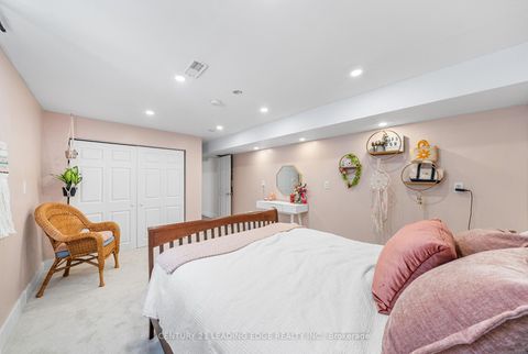 Photo 31 at 479 Brownfield Gardens, Rouge E10, Toronto