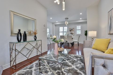 Photo 17 at 46 - 15 Old Colony Road, Oak Ridges Lake Wilcox, Richmond Hill