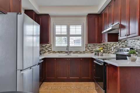 Photo 22 at 46 - 15 Old Colony Road, Oak Ridges Lake Wilcox, Richmond Hill