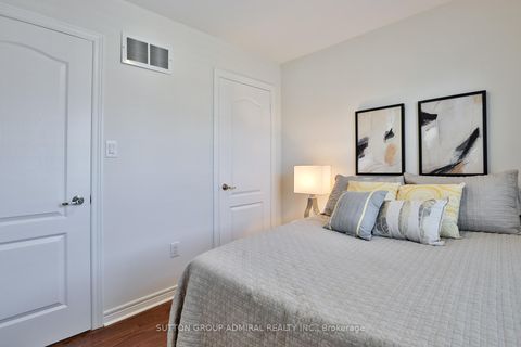 Photo 34 at 46 - 15 Old Colony Road, Oak Ridges Lake Wilcox, Richmond Hill