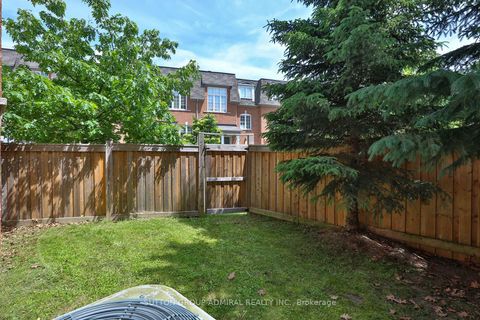 Photo 36 at 46 - 15 Old Colony Road, Oak Ridges Lake Wilcox, Richmond Hill
