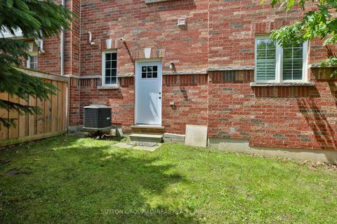 Photo 38 at 46 - 15 Old Colony Road, Oak Ridges Lake Wilcox, Richmond Hill