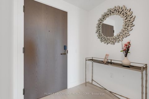 Photo 2 at 2608 - 30 Inn On The Park Drive, Don Mills, Toronto