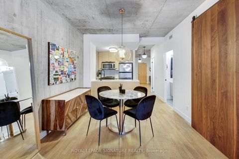 Photo 9 at 614 - 138 Princess Street, Moss Park, Toronto