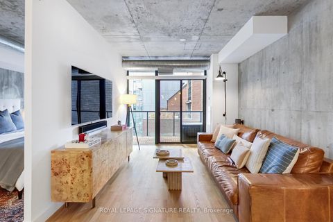 Photo 12 at 614 - 138 Princess Street, Moss Park, Toronto