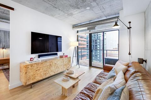 Photo 13 at 614 - 138 Princess Street, Moss Park, Toronto