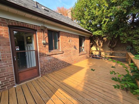Photo 1 at 109 Norton Avenue, Willowdale East, Toronto