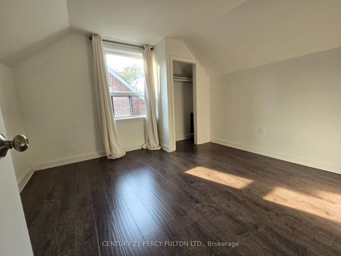 Photo 12 at 109 Norton Avenue, Willowdale East, Toronto