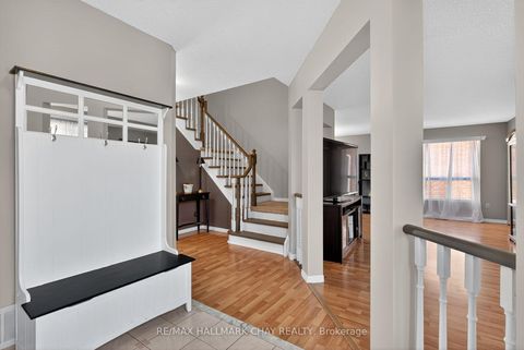 Photo 7 at 49 Mcdougall Drive, West Bayfield, Barrie