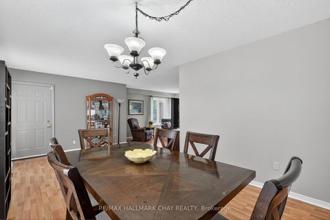 Photo 19 at 49 Mcdougall Drive, West Bayfield, Barrie Photo 19 at 49 Mcdougall Drive, West Bayfield, Barrie