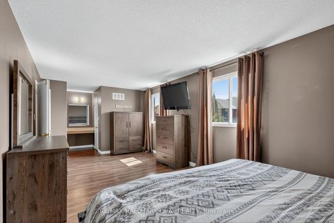 Photo 28 at 49 Mcdougall Drive, West Bayfield, Barrie