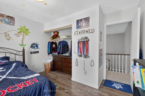 Photo 35 at 49 Mcdougall Drive, West Bayfield, Barrie