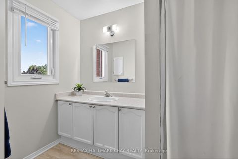 Photo 36 at 49 Mcdougall Drive, West Bayfield, Barrie
