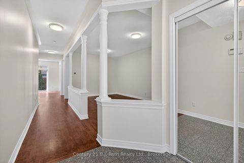Photo 3 at 94 Destino Crescent, Vellore Village, Vaughan