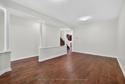 Photo 4 at 94 Destino Crescent, Vellore Village, Vaughan
