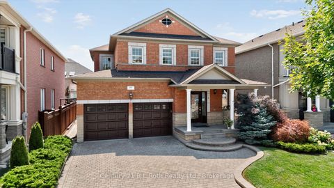 Photo 35 at 94 Destino Crescent, Vellore Village, Vaughan