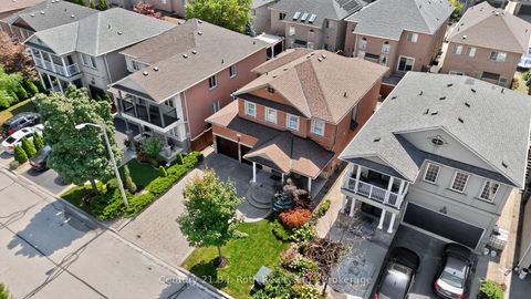 Photo 36 at 94 Destino Crescent, Vellore Village, Vaughan
