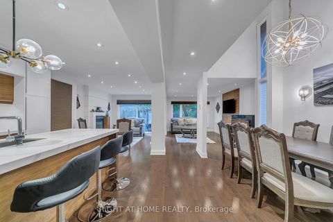 Photo 9 at 302 Mullen Drive, Brownridge, Vaughan