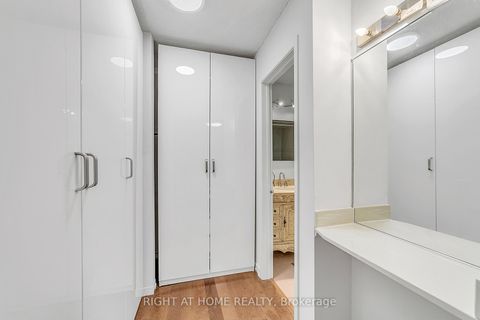 Photo 31 at 302 Mullen Drive, Brownridge, Vaughan