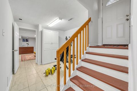 Photo 34 at 302 Mullen Drive, Brownridge, Vaughan